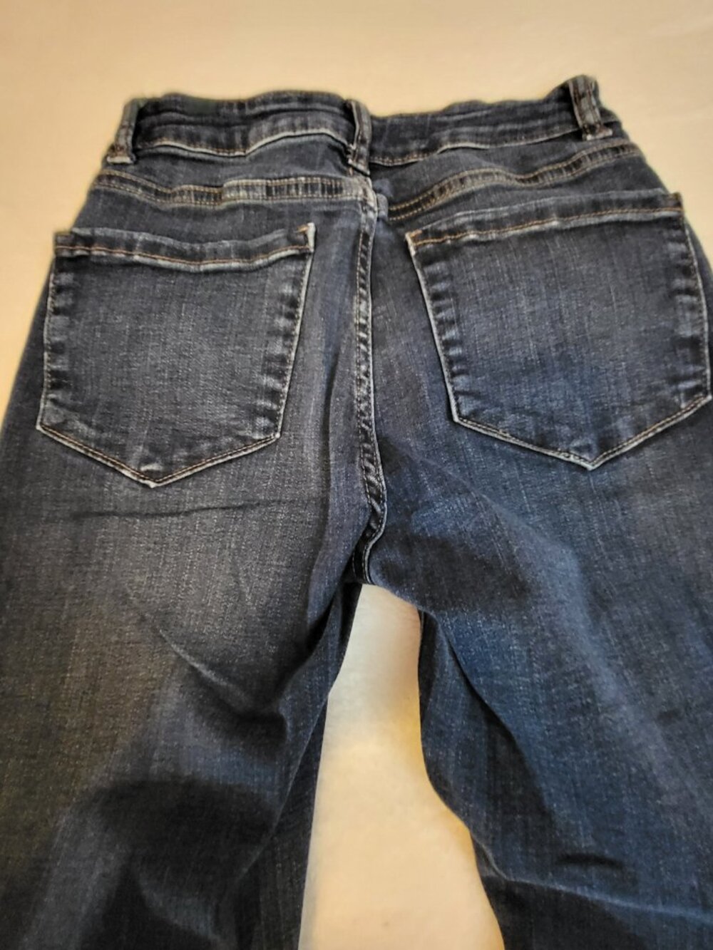 Denver Hayes Women's Mid rise Skinny jeans medium dark blue wash Size 2 X 29 - Picture 17 of 17